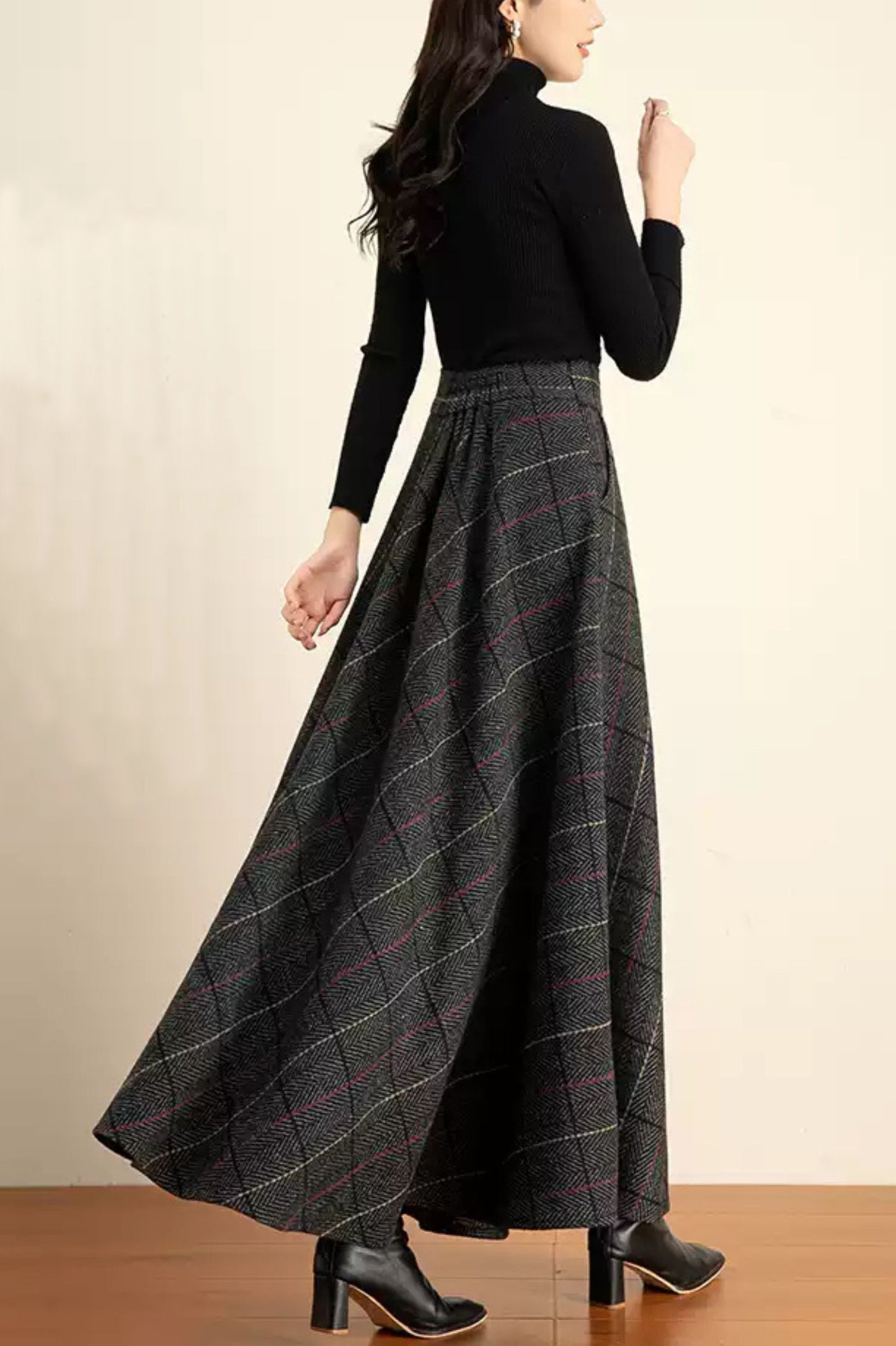 Plaid Wool Blend Maxi Skirt – Warm High Waist Winter Skirt with Pockets 6202