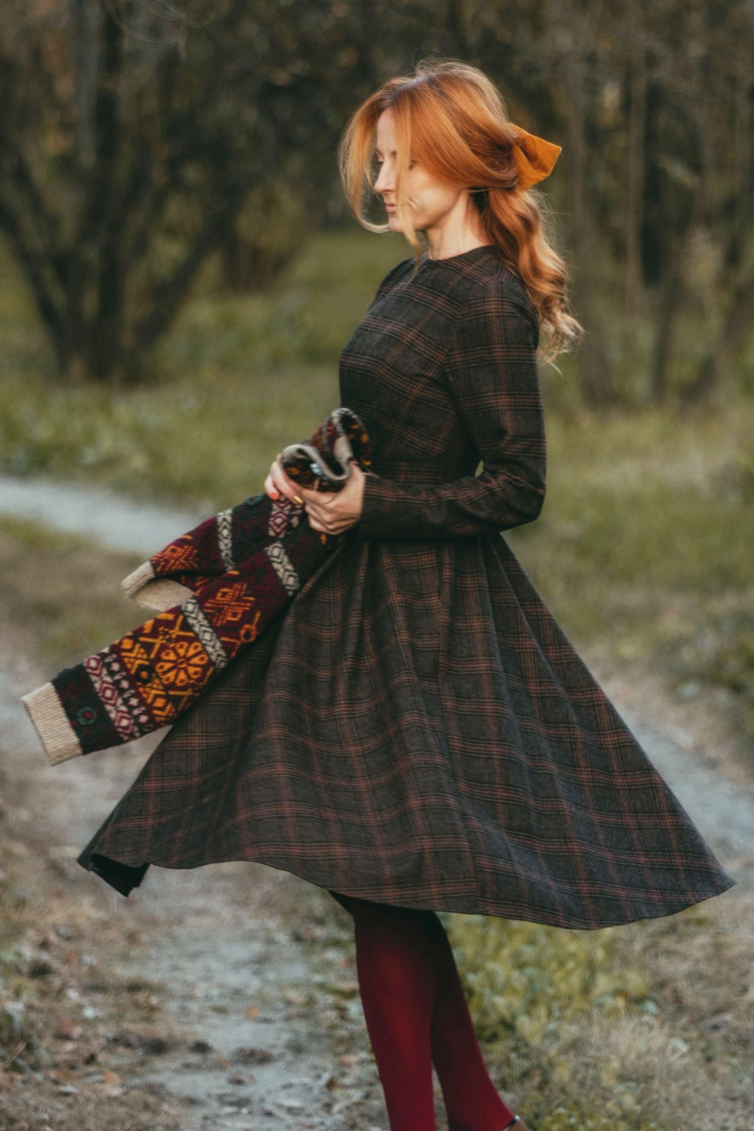 Plaid Wool Midi Dress Handmade Vintage Long Sleeve Fit & Flare 4731 Plaid / L Plaid Wool Midi Dress Handmade Vintage Long Sleeve Fit & Flare 4731 Plaid / L