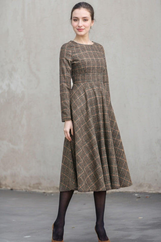Handmade Brown Plaid Wool Midi Dress – Long Sleeve Fit and Flare | Xiaolizi 5407
