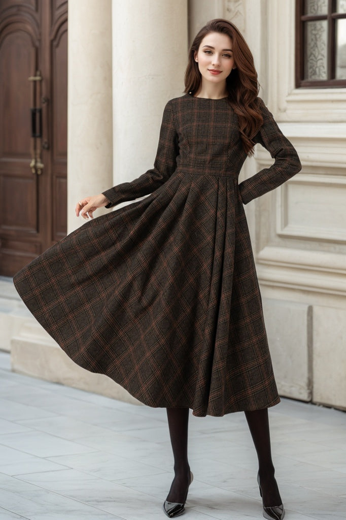 Retro Plaid Wool Midi Dress A-Line Silhouette for Fall Style 5303 Xiaolizi Retro Plaid Wool Midi Dress A-Line Silhouette for Fall Style 5303 Xiaolizi