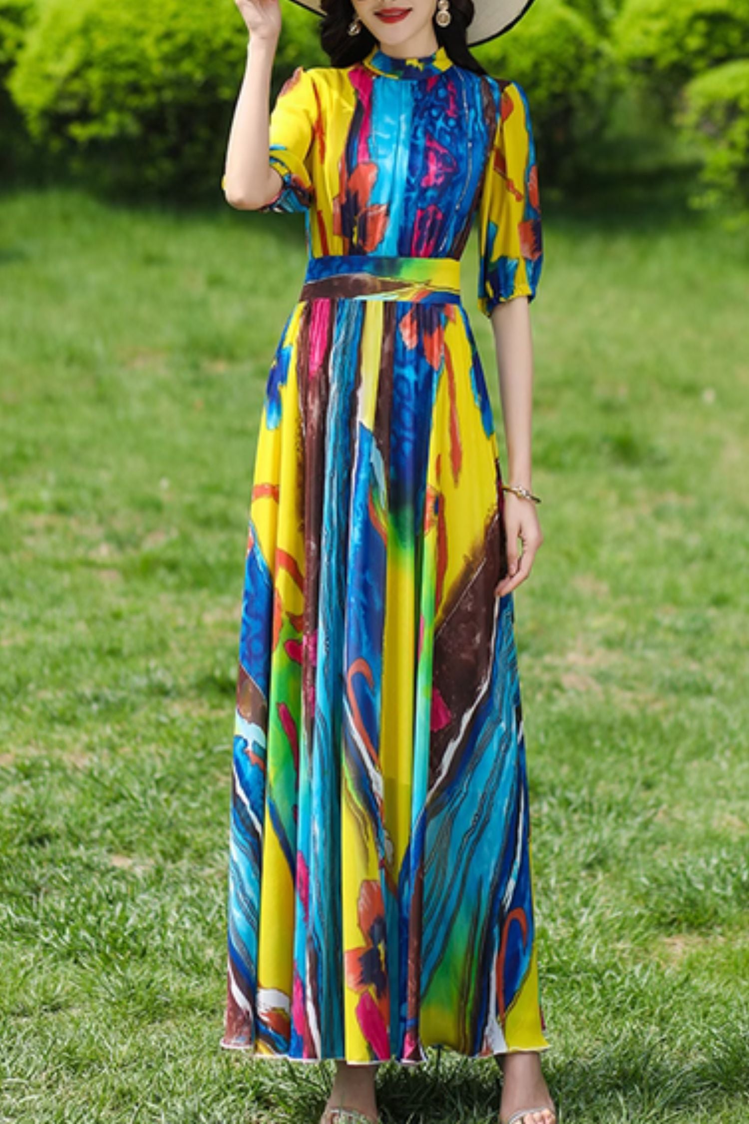 Printed Chiffon Maxi Dress with Fitted Waist and Elbow Sleeves Printed Chiffon Maxi Dress with Fitted Waist and Elbow Sleeves
