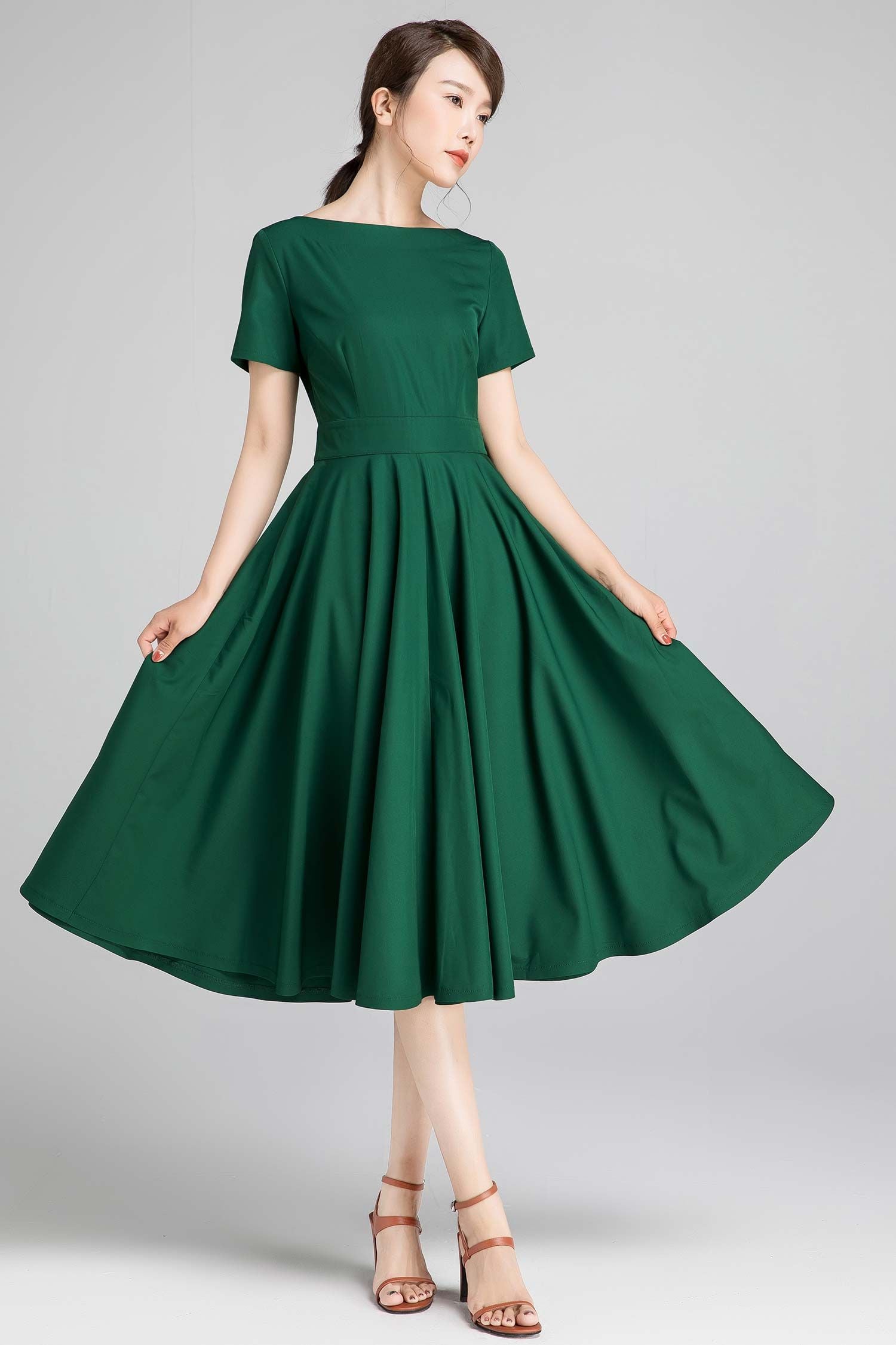 Green fit and flare summer linen dress with pockets 2337 Xiaolizi Green fit and flare summer linen dress with pockets 2337 Xiaolizi