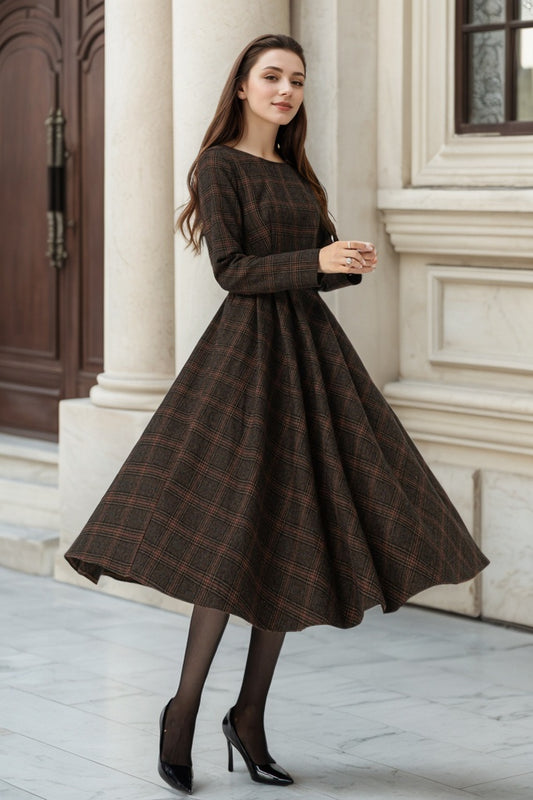 Retro Plaid Wool Midi Dress – A-Line Silhouette for Fall Style – 5303