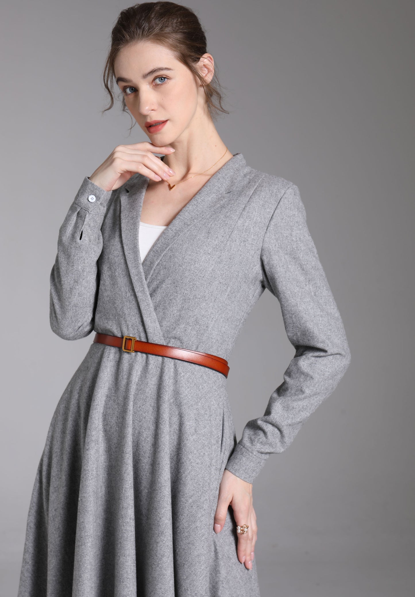Elegant Grey Wool V-Neck Dress – Long Sleeve Winter Midi Dress 3887