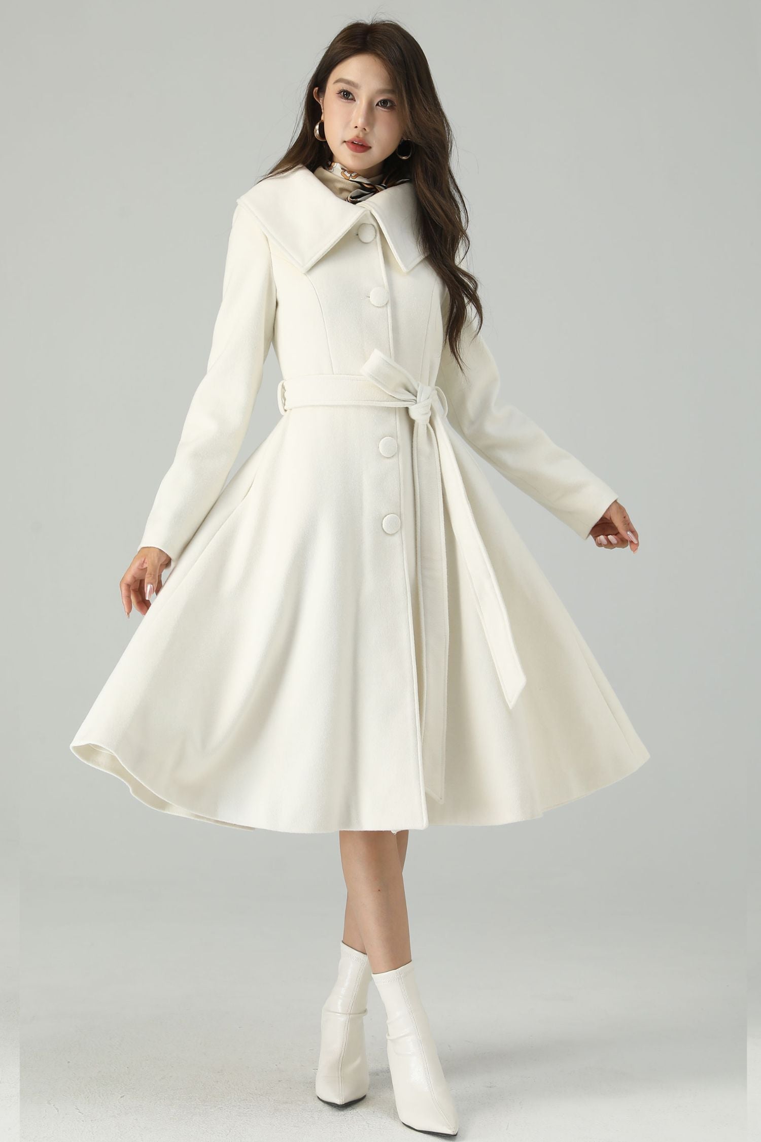 White Long Wool Princess Winter Coat 4520 White / Xs (US 2) White Long Wool Princess Winter Coat 4520 White / Xs (US 2)