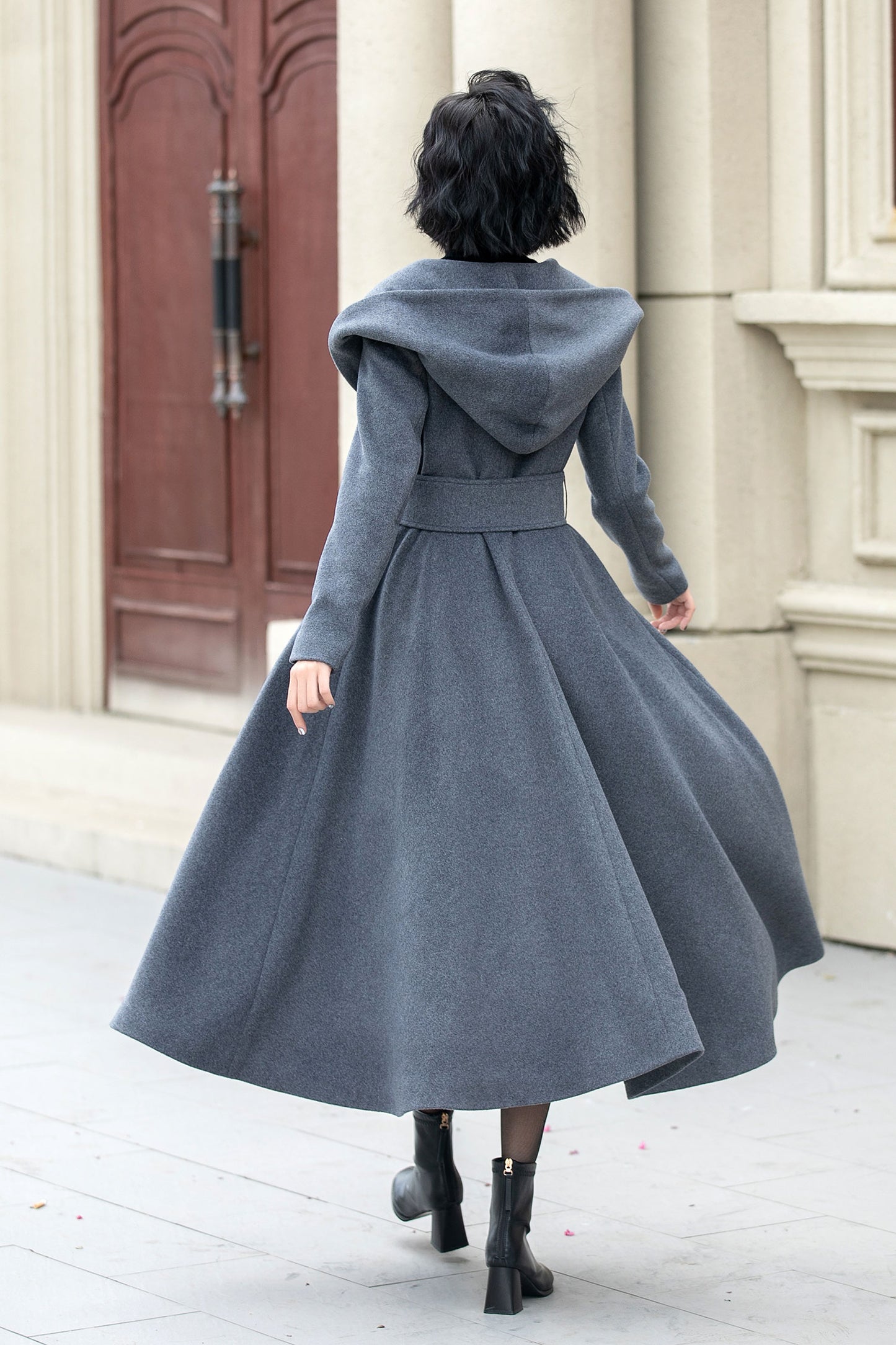 Handmade Gray Hooded Long Wool Coat for Women – Elegant Winter Fashion 5344