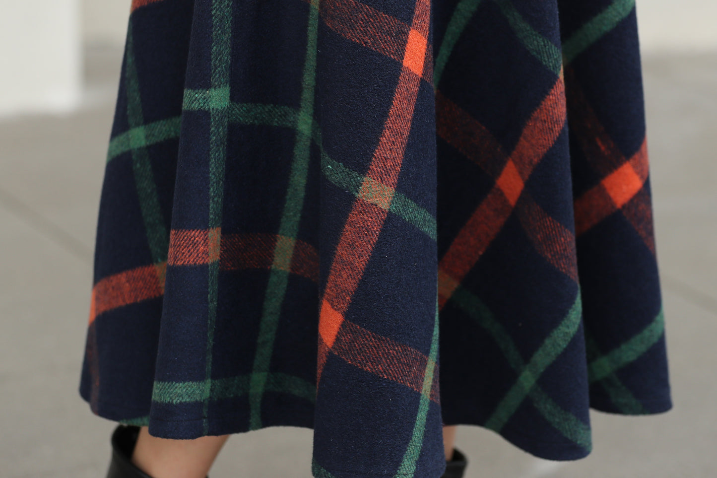 Xiaolizi Plaid Wool Midi Skirt for Women – Handmade A-Line Winter Mid-Length Skirt 6607