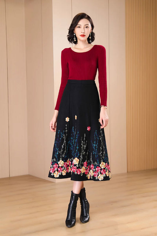 Midi black Embroidered Wool Skirt 4775