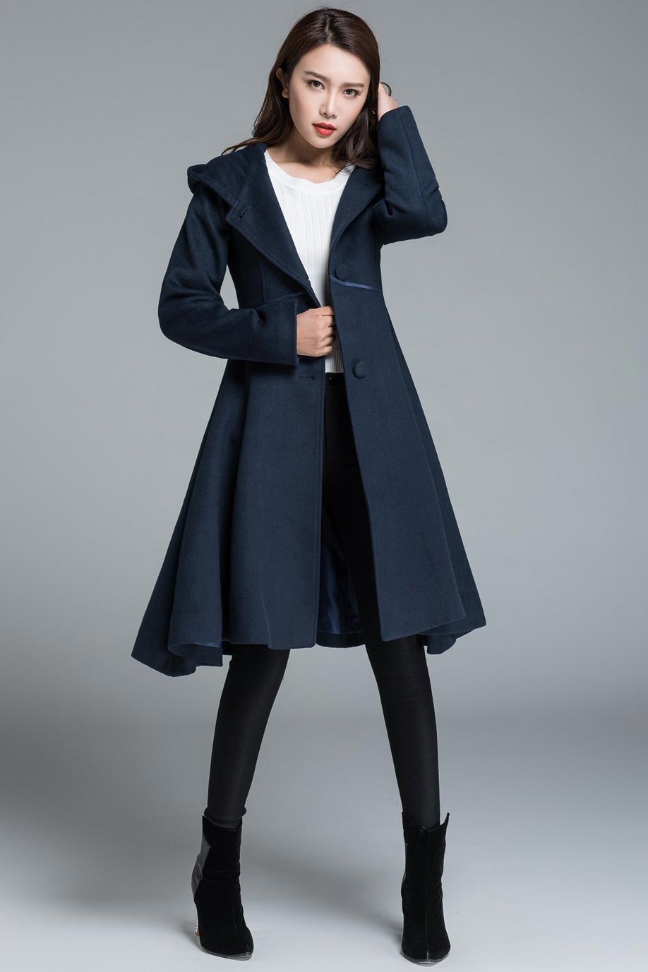 Vintage Navy Blue Wool Coat – Hooded Winter Overcoat with Flared Hem 1648