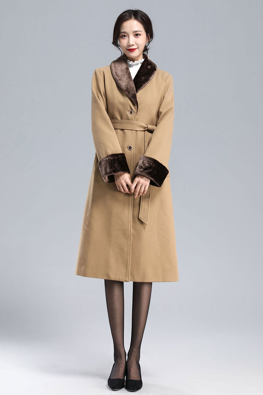 Camel Wool Coat – Vintage Belted Overcoat with Faux Fur Collar & Cuffs 3171