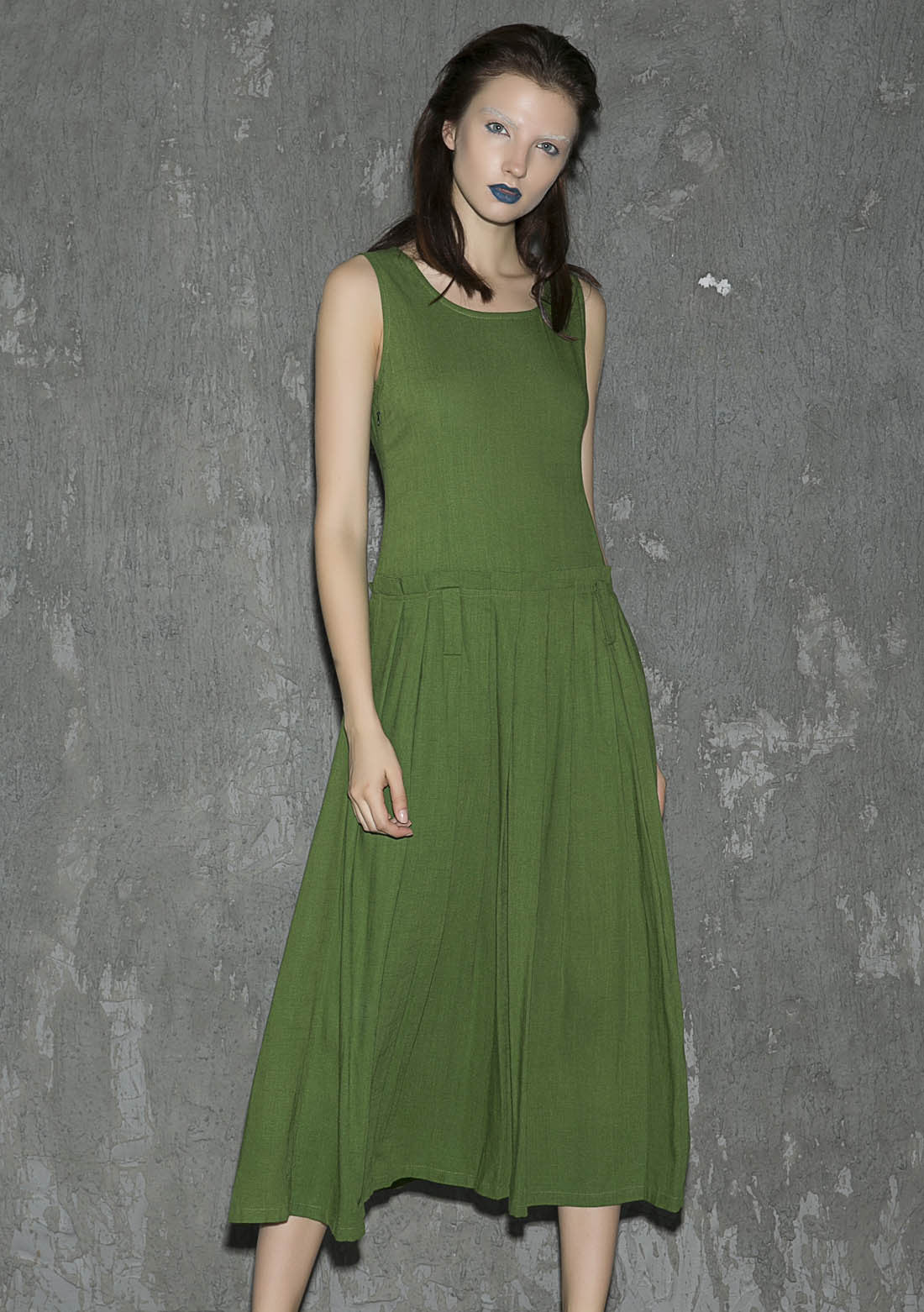green sleeveless midi linen dress 1317 green sleeveless midi linen dress 1317