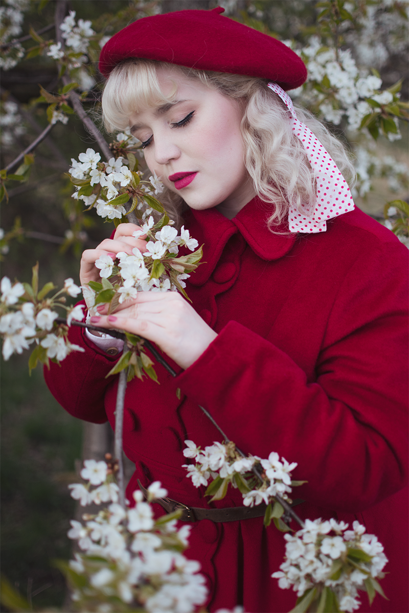 Xiaolizi Red Princess Wool Coat for Women – Handmade Vintage Fit-and-Flare Winter Coat 3577