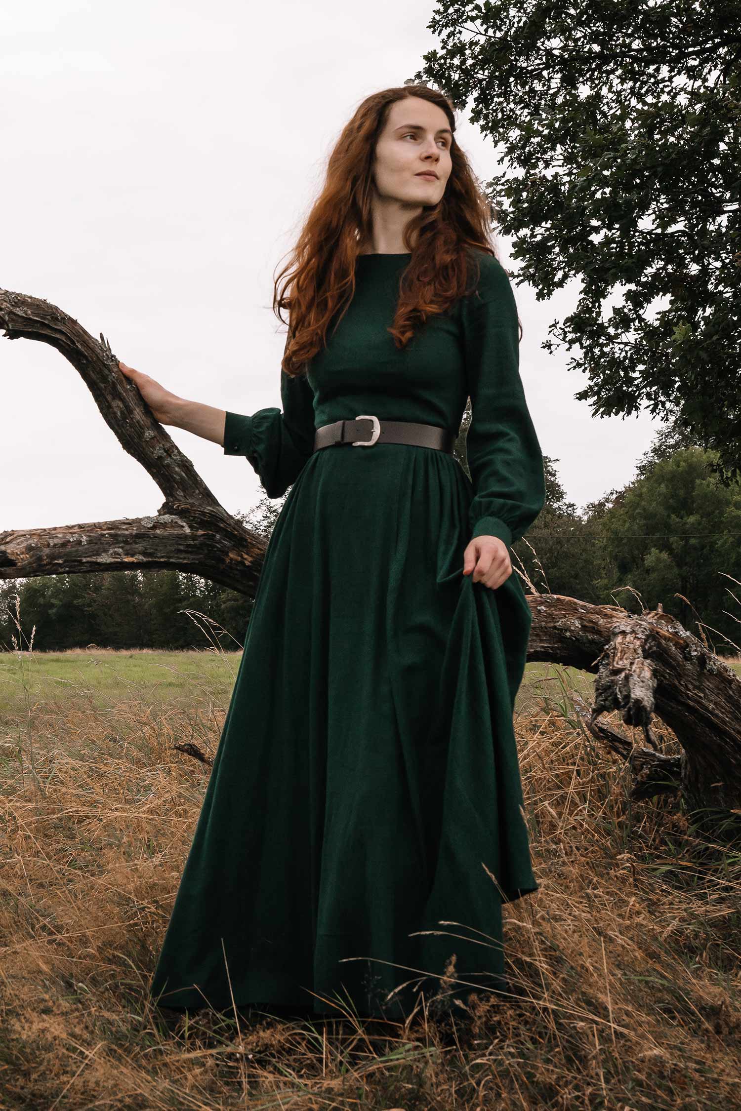 Vintage inspired Medieval Linen maxi dress 1454 – XiaoLizi