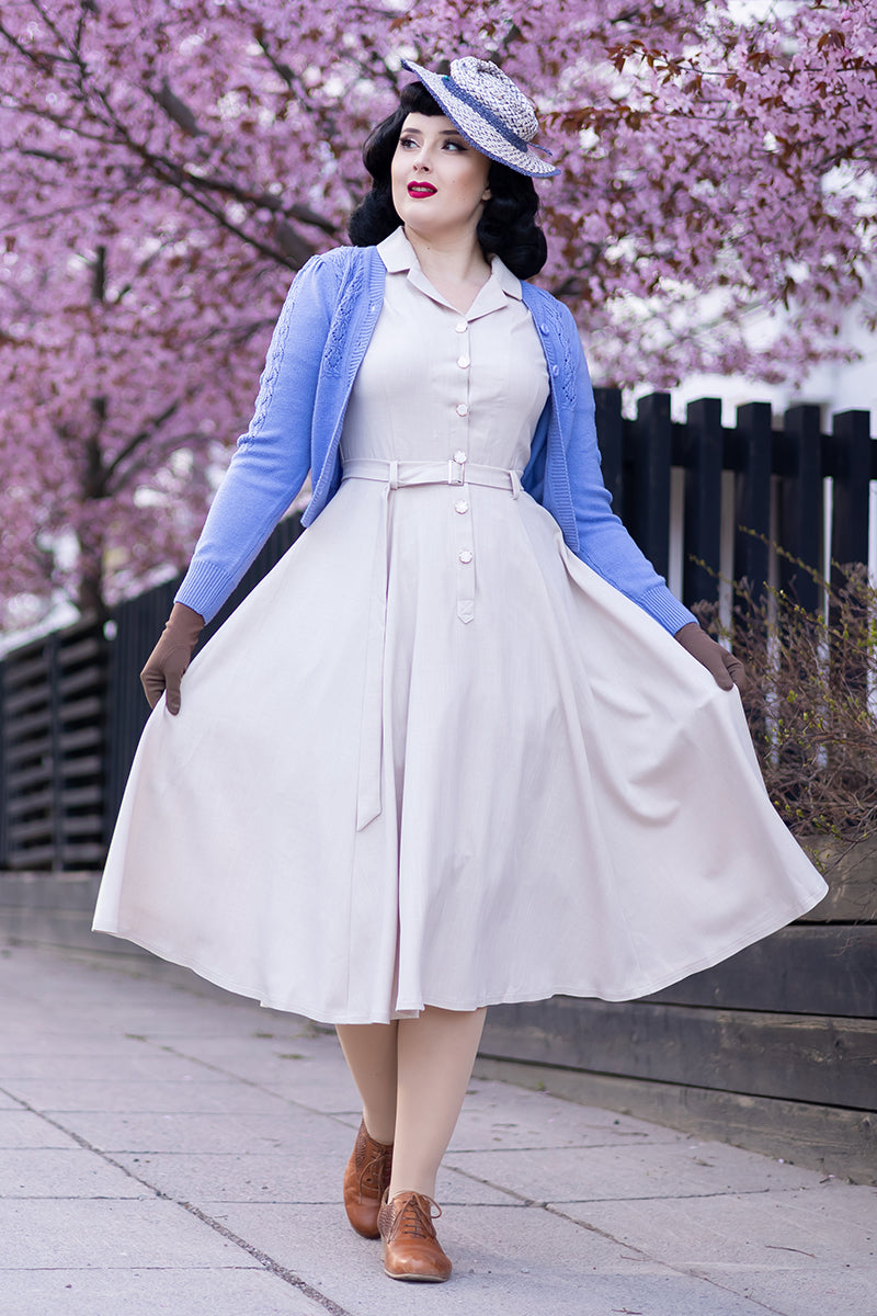 Vintage Shirt Dress – Elegant Short Sleeve Pleated Midi in White 3510