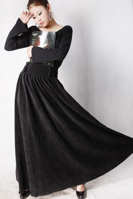 black dress with flowy skirt boohoo Women's Plus Ruched Waist Sheer Skirt Maxi Dress in Black | Size: 24