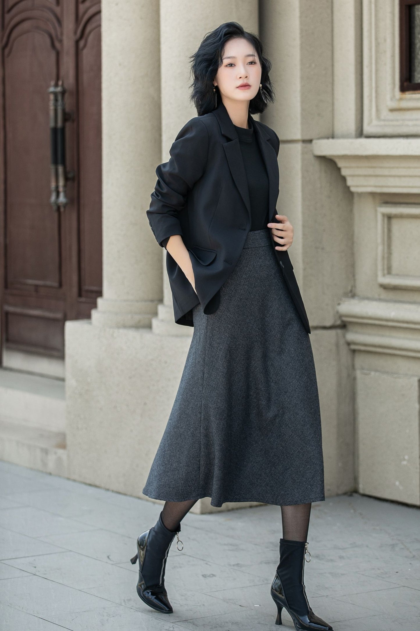 A line wool skirt with pockets 5309