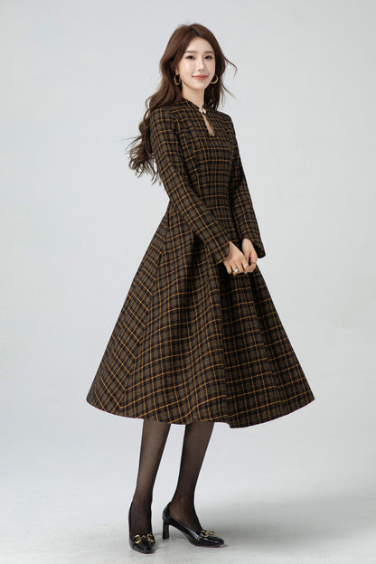 Plaid Wool Dress – Vintage Long Sleeve Fit & Flare Winter Midi | Xiaolizi 5302