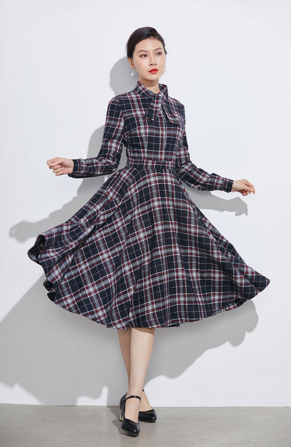 Vintage-Inspired Plaid Wool Dress With Flared Skirt 2324