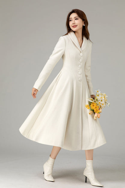 Vintage White Wool Coat – Handmade Fit & Flare Winter Elegance 5485
