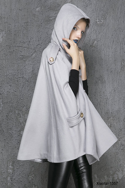Gray Hooded Wool Poncho Coat – Handmade Double-Breasted Cape | Xiaolizi 1357