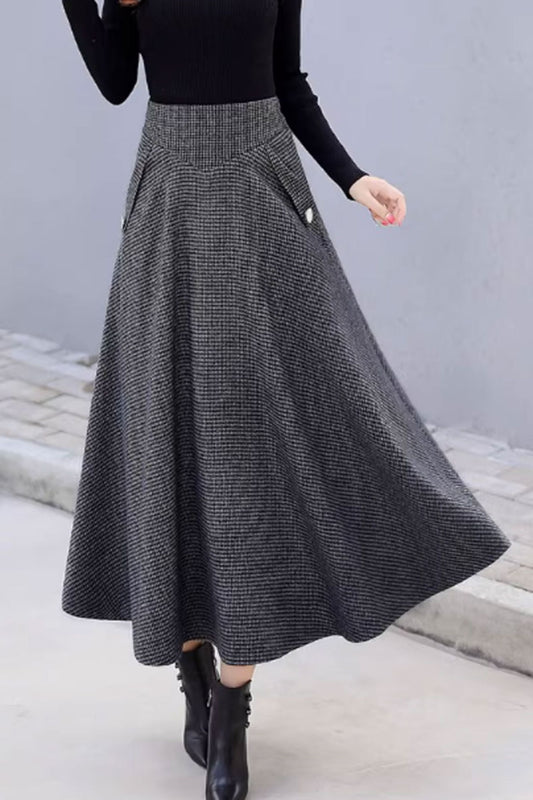 Striple winter wool skirt with pockets 4645