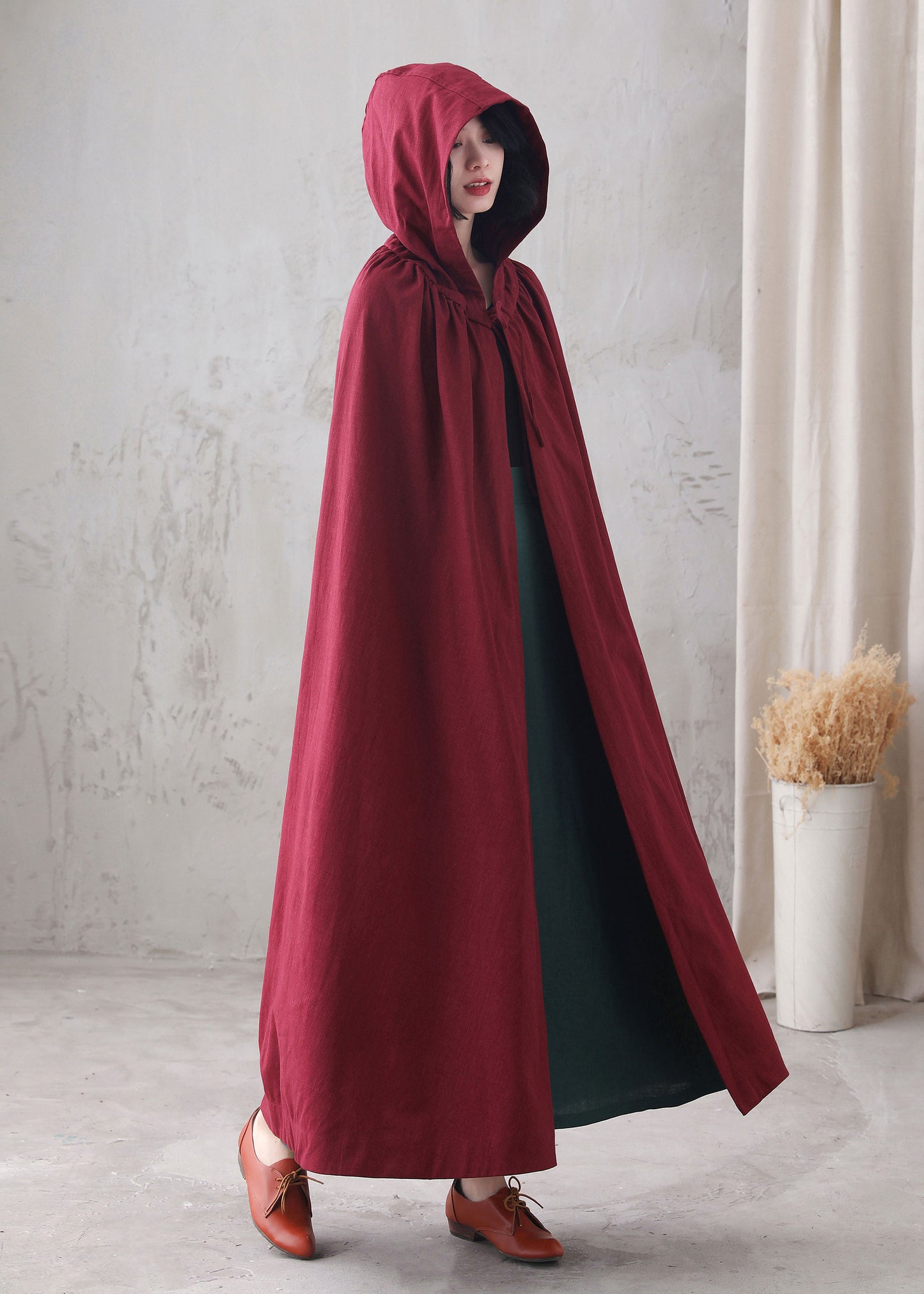 Red Linen Hooded Cloak – Handmade Vintage Cape with Influencer Picks 3288