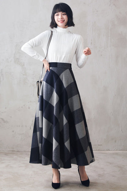 Navy Plaid Wool Maxi Skirt – Vintage Ankle-Length Winter Skirt with Pockets 3107