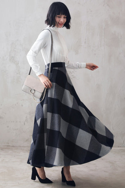 Navy Plaid Wool Maxi Skirt – Vintage Ankle-Length Winter Skirt with Pockets 3107