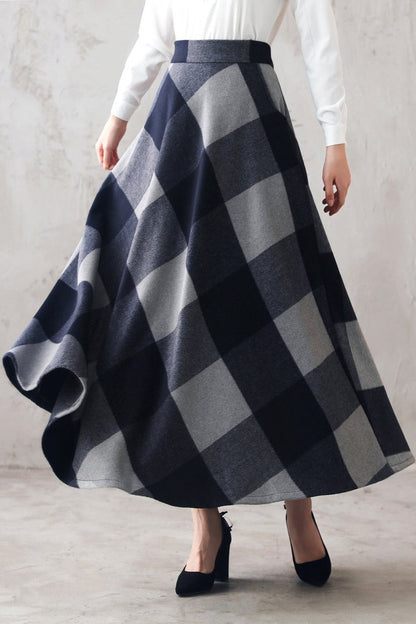 Navy Plaid Wool Maxi Skirt – Vintage Ankle-Length Winter Skirt with Pockets 3107