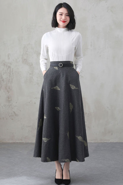 Black Wool Maxi Skirt - Vintage Embroidered Feather Print 4004
