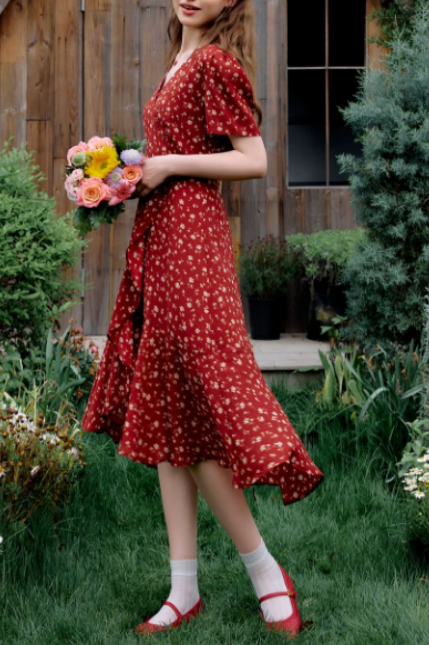 Red Floral Dress with Soft Asymmetrical Hem | Xiaolizi 6825