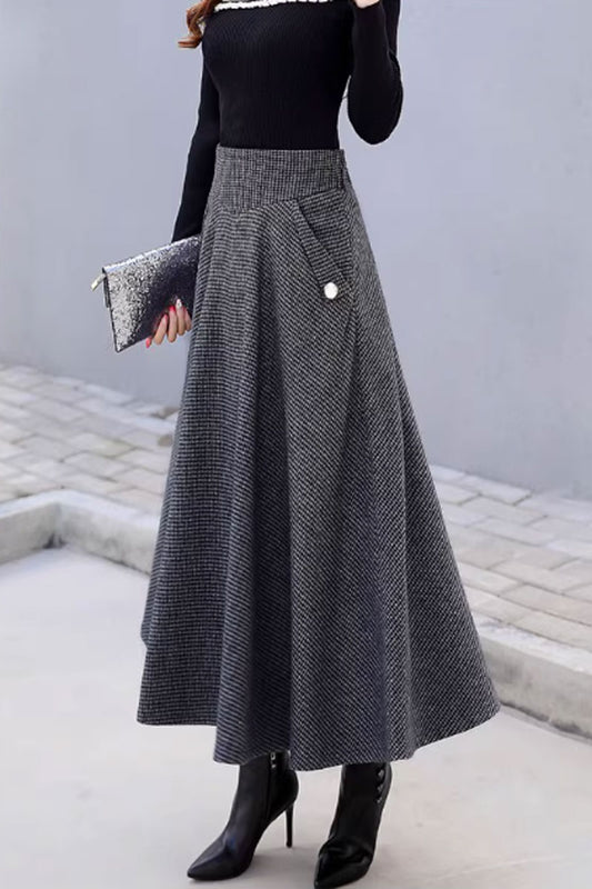 Striple winter wool skirt with pockets 4645