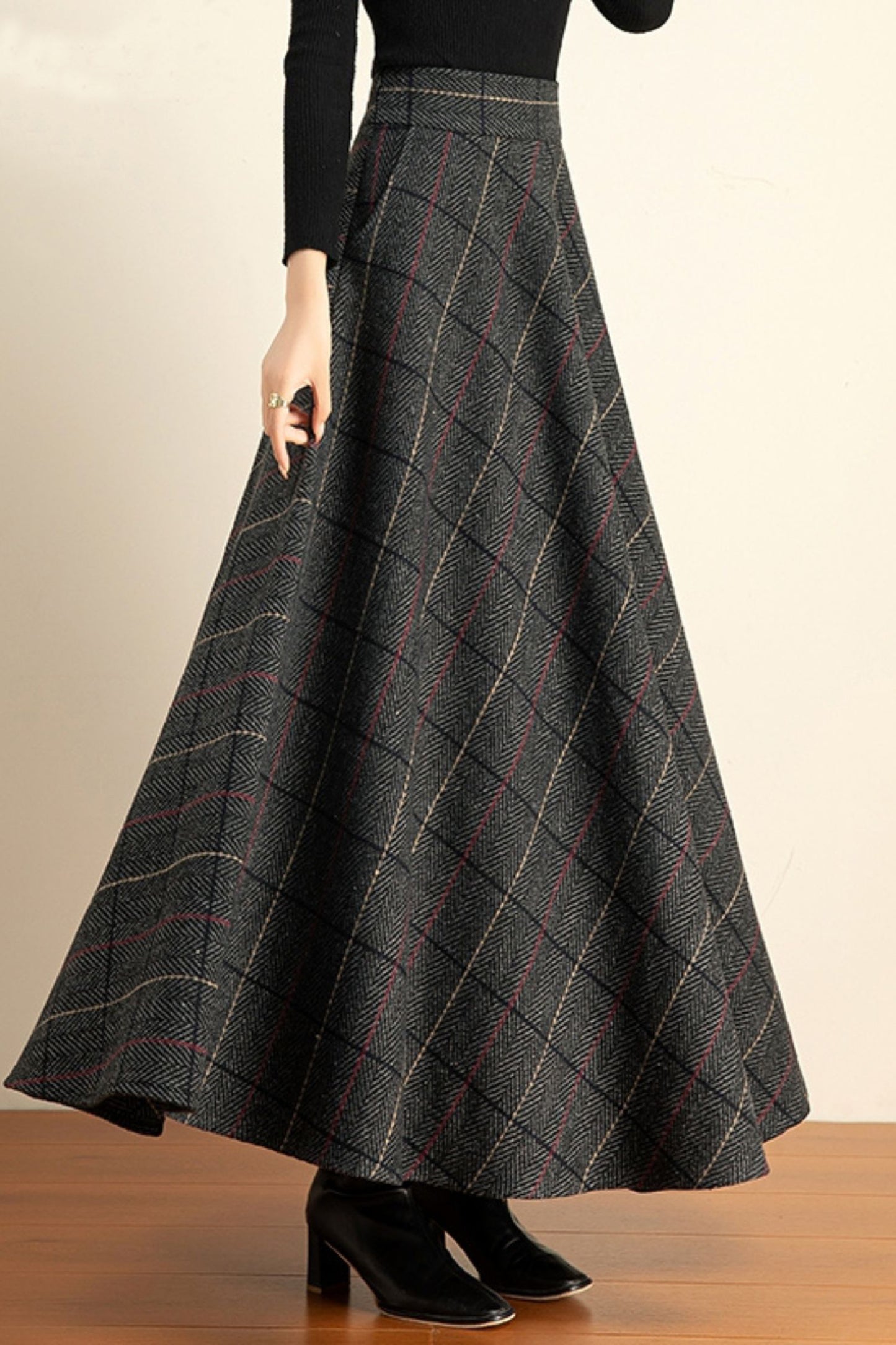 Plaid Wool Blend Maxi Skirt – Warm High Waist Winter Skirt with Pockets 6202