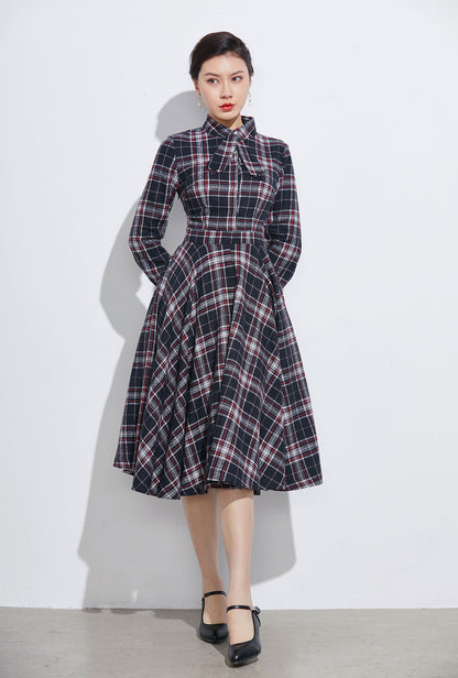 Vintage-Inspired Plaid Wool Dress With Flared Skirt 2324