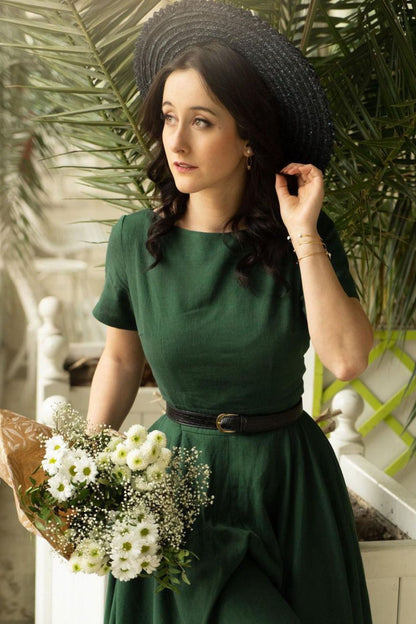 Vintage 1950s Short Sleeve Green Linen Midi Dress 3482