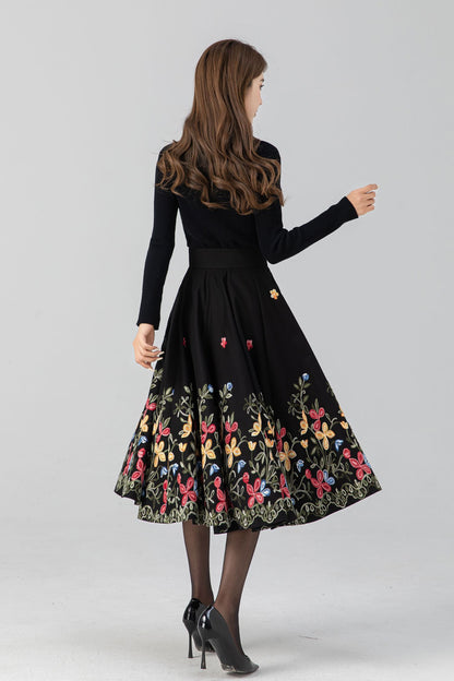 Black embroidered midi wool skirt 4665