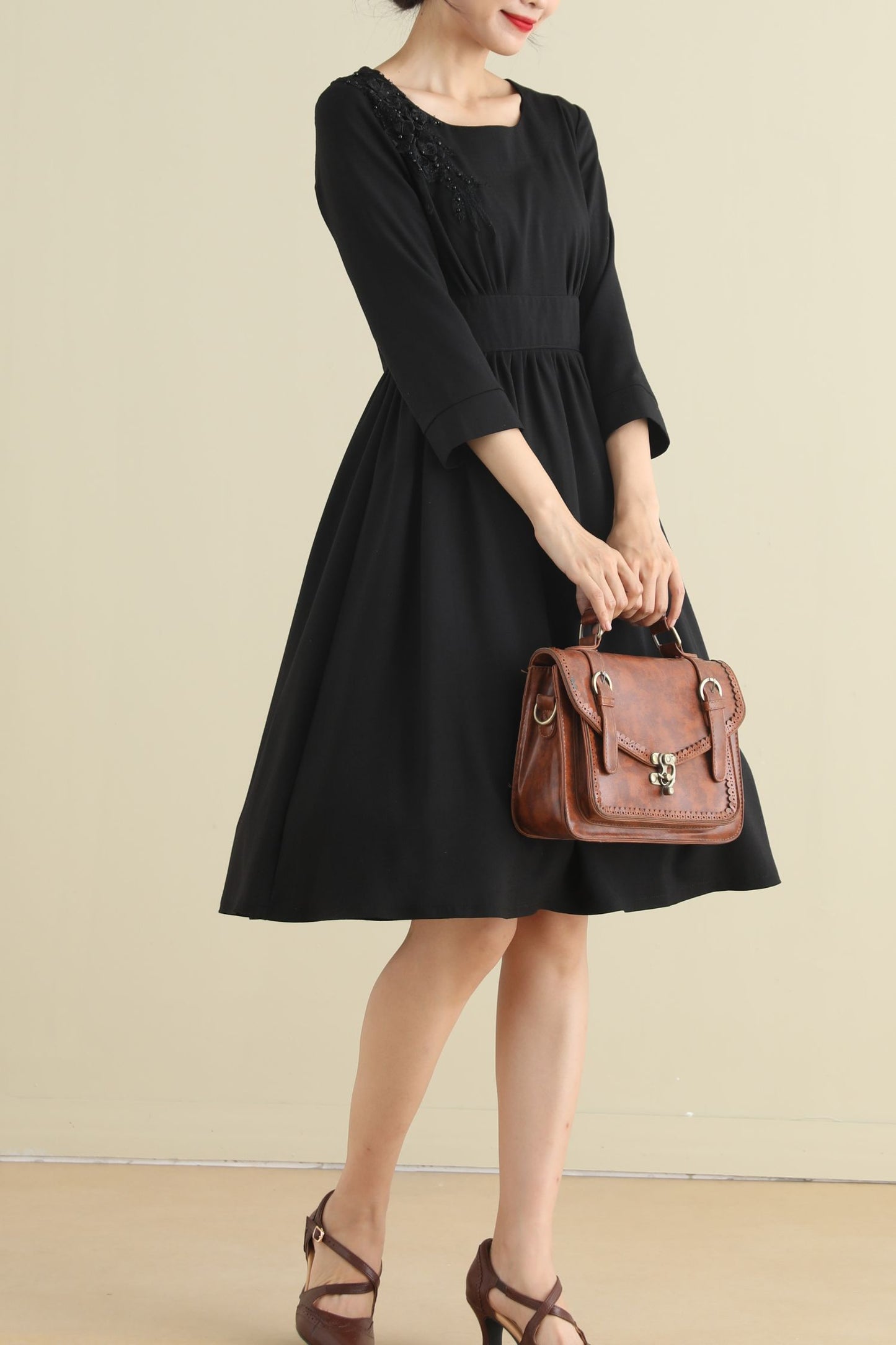 Vintage inspired little black linen dress women 2794