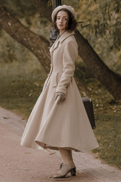 Vintage Beige Wool Coat – Double-Breasted Fit and Flare Winter Overcoat for Women 3228