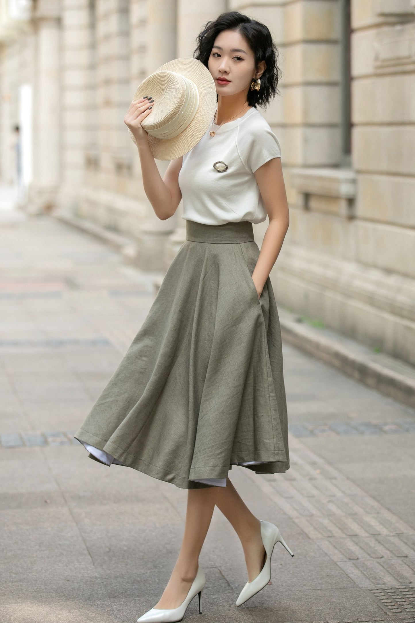 High-Waisted Midi Skirt with Pockets 5680