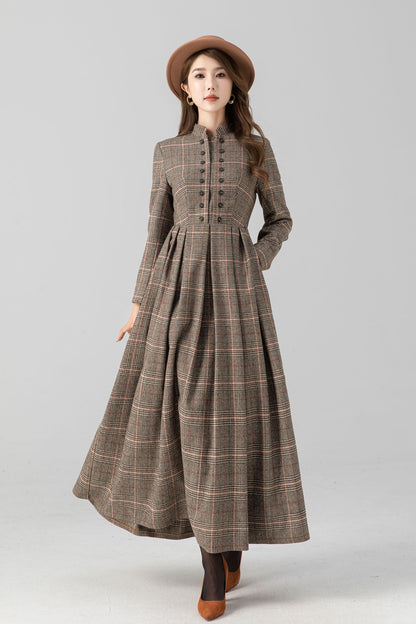 Plaid Wool Maxi Dress – Vintage Long Sleeve Winter Dress with Buttons & Pockets 4669
