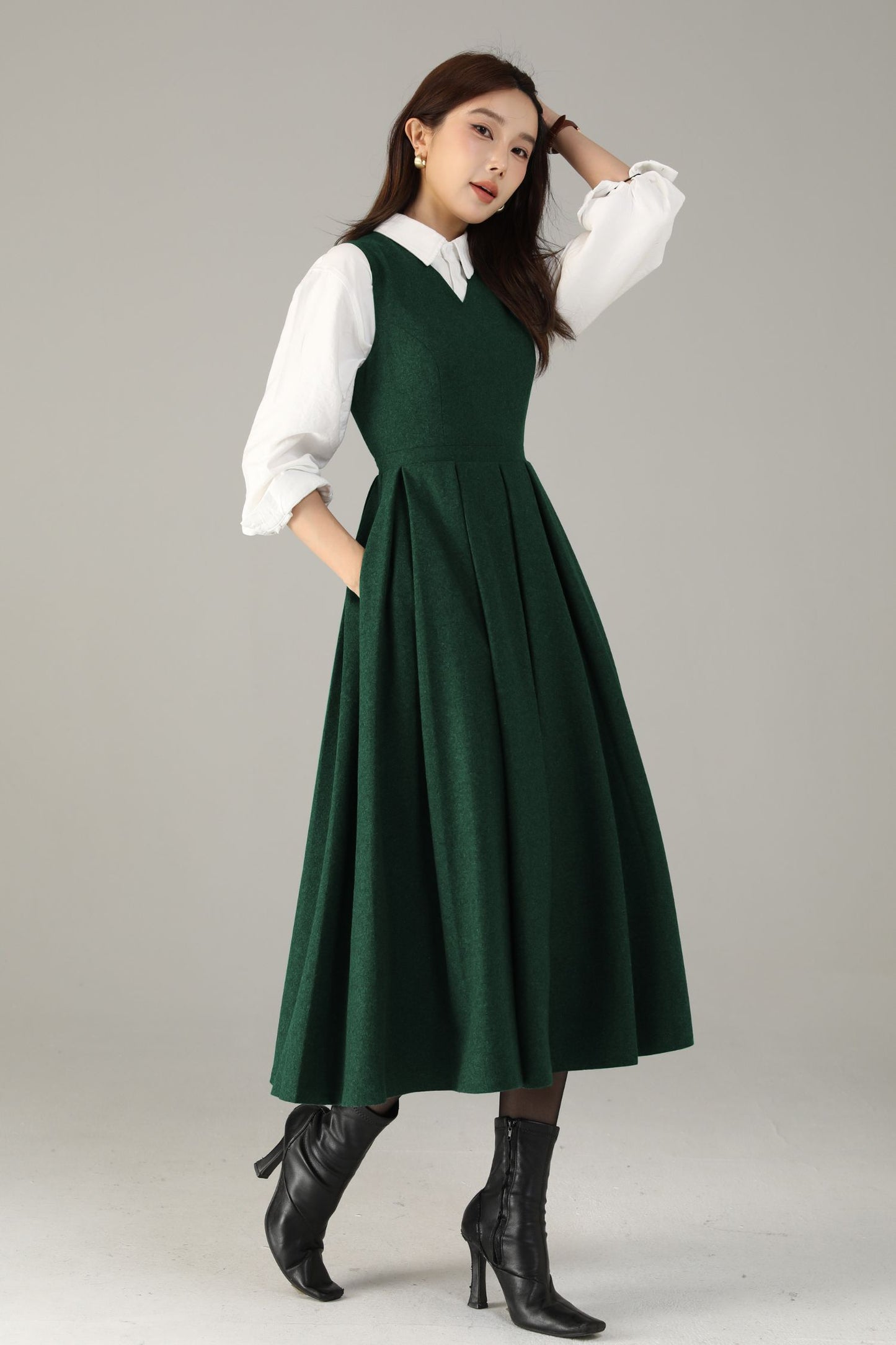 Dark Green Wool Midi Dress – Sleeveless V-Neck A-Line Winter Dress | Xiaolizi 6591