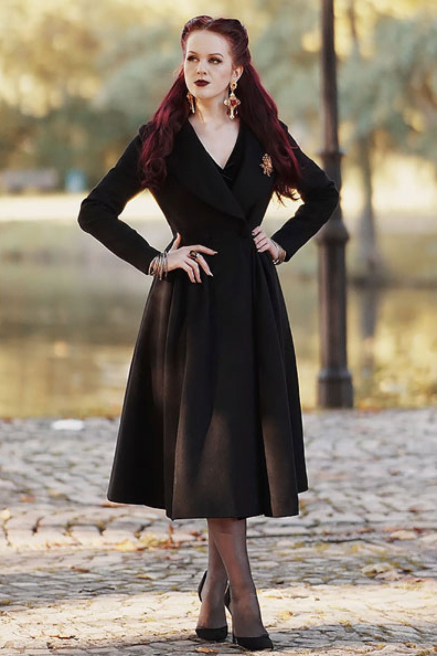 Handmade Black Wool Coat – Vintage 50s Fit & Flare