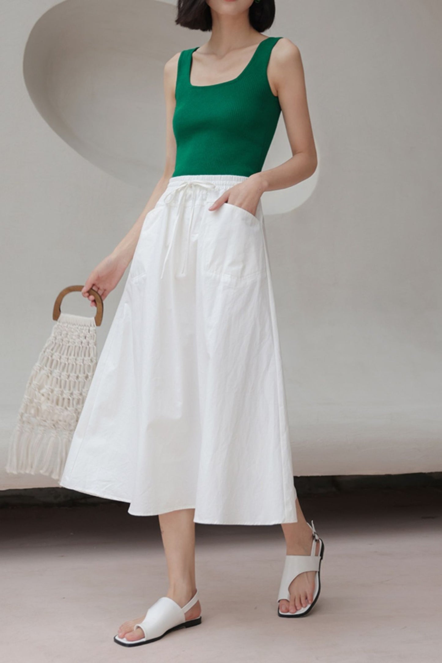 White a line elastic waist skirt with pockets L0605