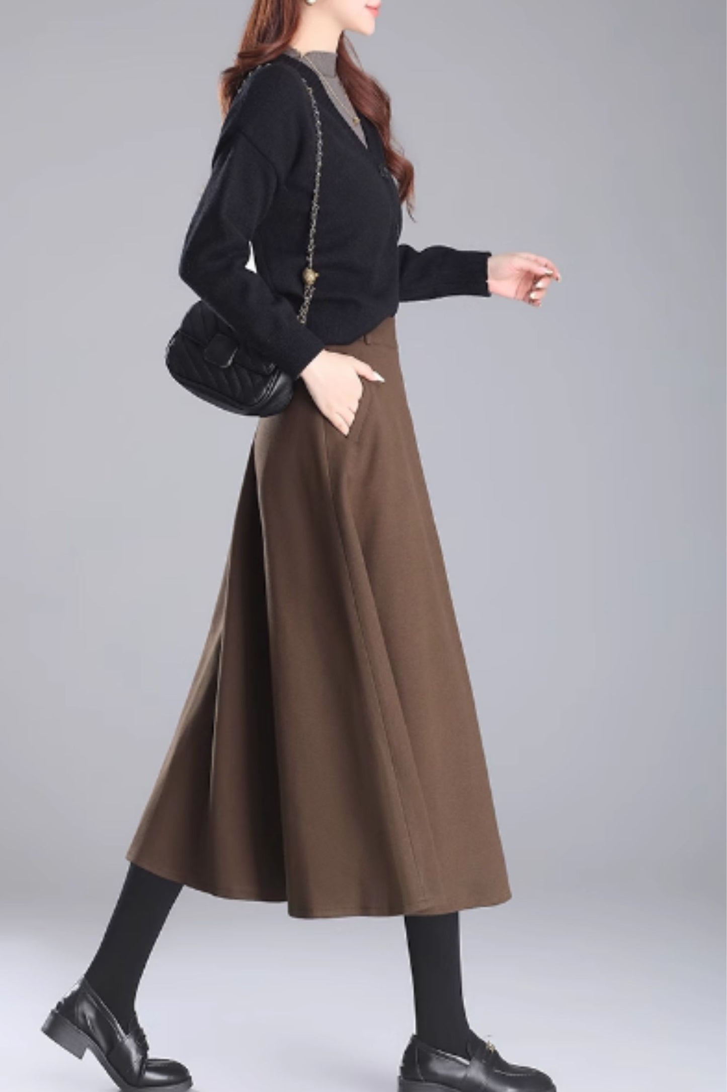 Midi winter wool skirt with pockets 5469