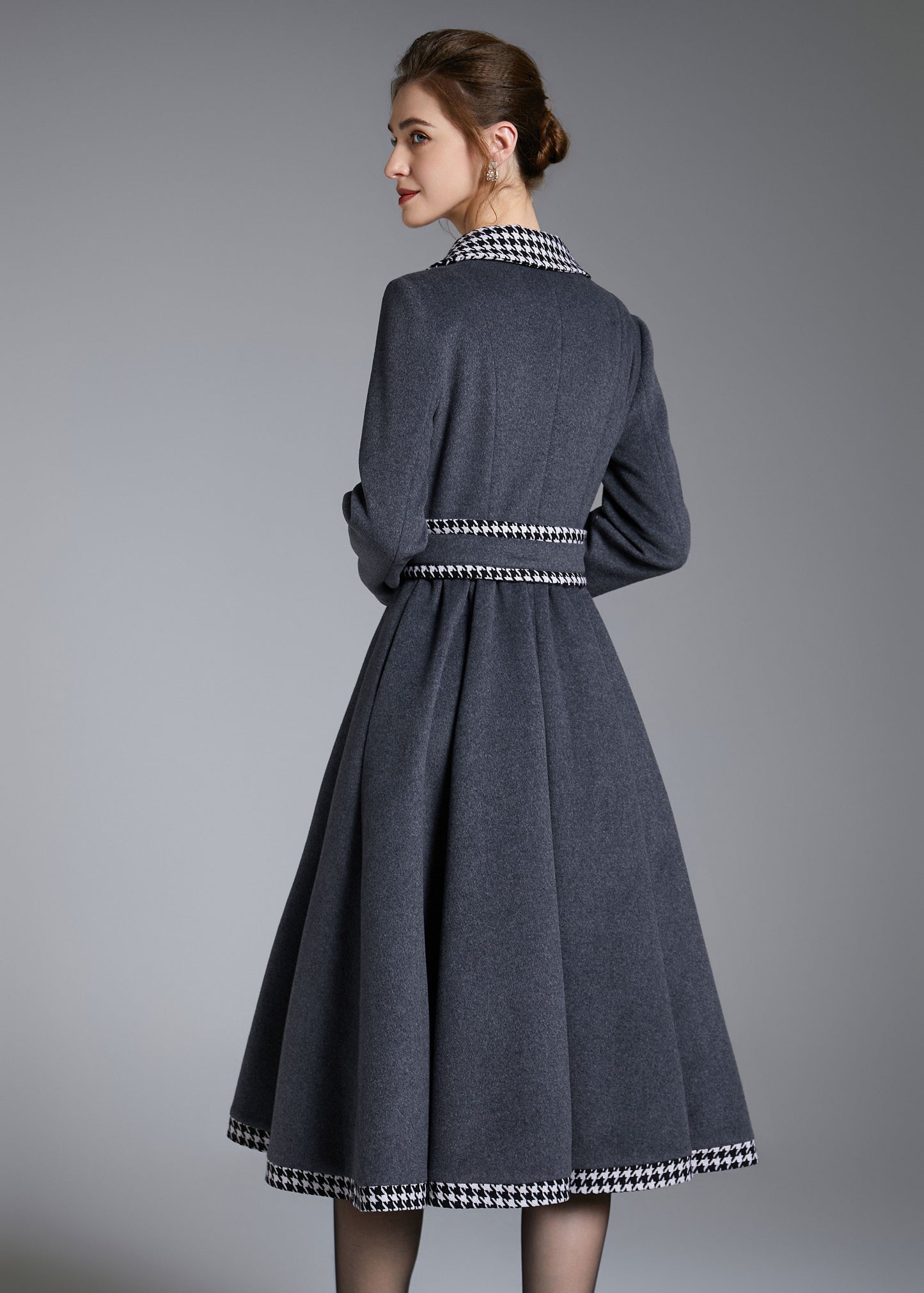 Gray Wool Coat with Houndstooth Trim – Elegant Fit & Flare Winter Coat 3871