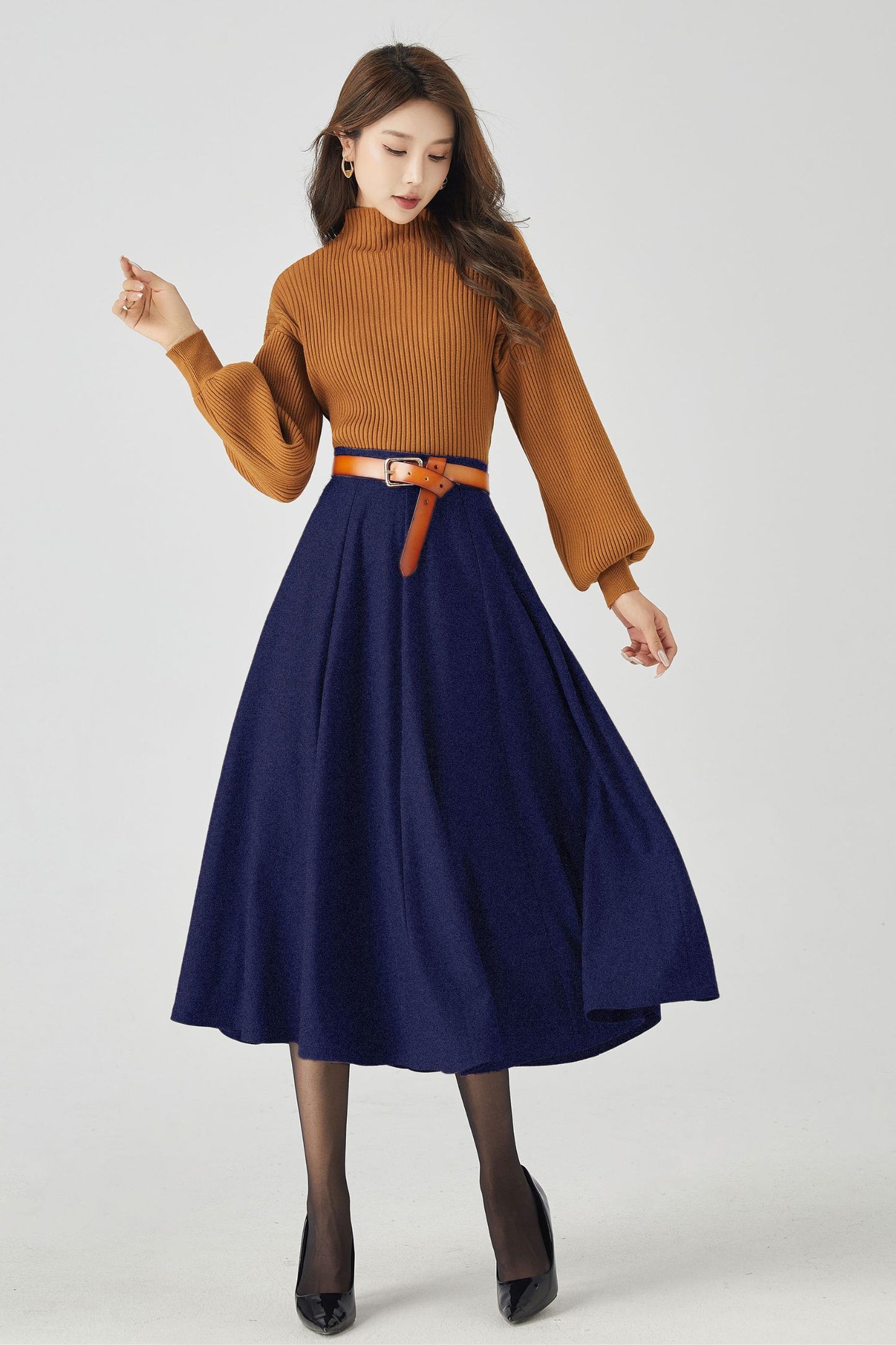 Navy Wool High-Waisted Circle Skirt - Elegant Flowy Silhouette 5443