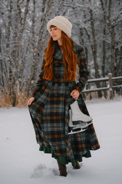 Rust Brown & Forest Green Plaid Wool Coat – Vintage Fit and Flare Winter Overcoat 4839