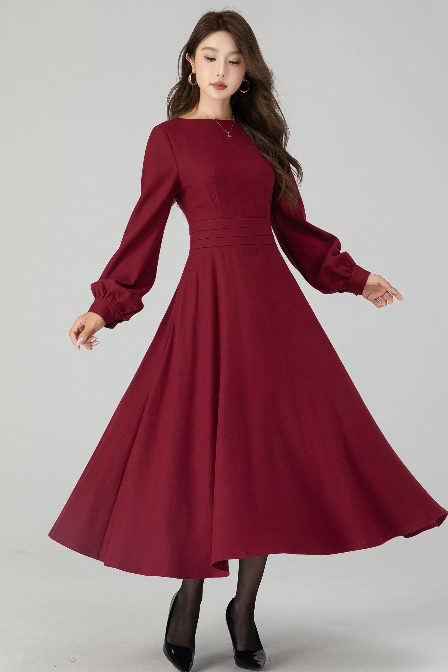 Green Wool Midi Dress with Lantern Sleeves