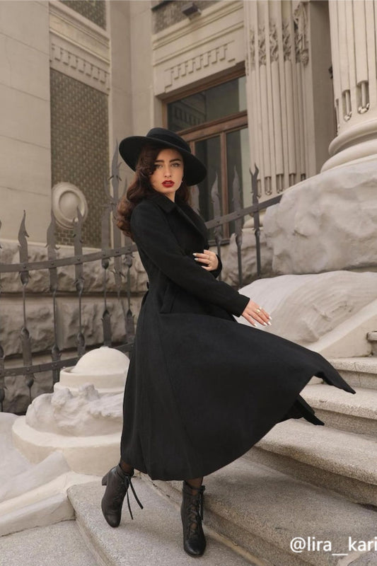 Double breasted Long wool coat in black  2743