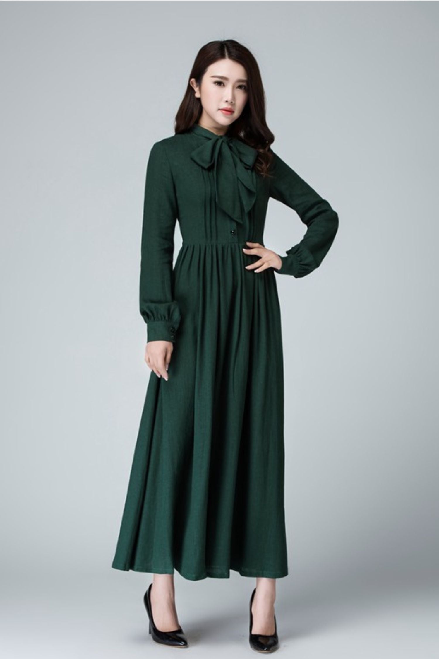 Green Linen Cotton Maxi Dress with Tie Neck | Xiaolizi 1455 Green Linen Cotton Maxi Dress with Tie Neck | Xiaolizi 1455